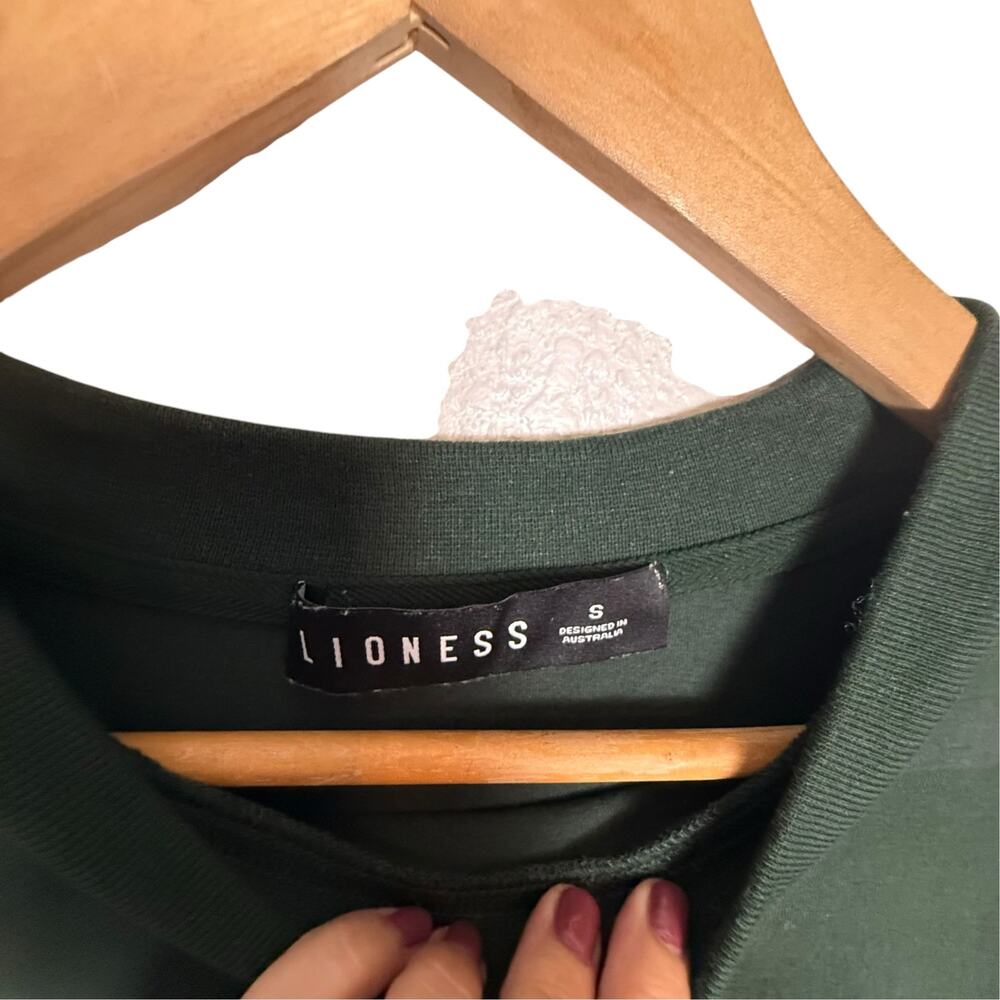 Lioness Bottega Green Layered Mix Media Crewneck Tee Striped Long Sleeve Shirt S - Picture 8 of 10